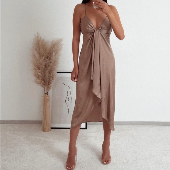 ZARA Knotted Slip Dress - Picture 3 of 16